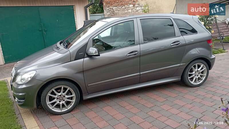 Хетчбек Mercedes-Benz B-Class 2010 в Городку