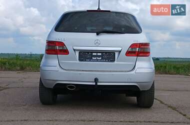 Хэтчбек Mercedes-Benz B-Class 2009 в 