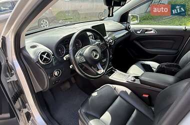 Хэтчбек Mercedes-Benz B-Class 2015 в 