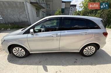 Хэтчбек Mercedes-Benz B-Class 2015 в 