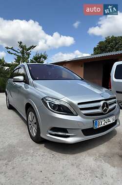 Mercedes-Benz B-Class 2015 Mercedes-Benz B-Class 2015