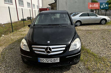 Хэтчбек Mercedes-Benz B-Class 2006 в 