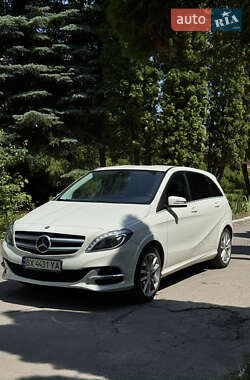 Хэтчбек Mercedes-Benz B-Class 2016 в Ровно