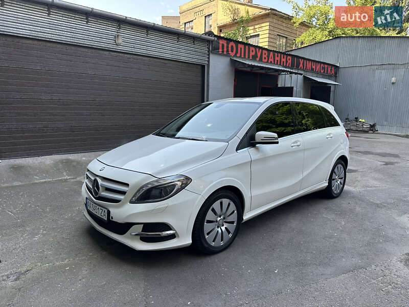 Mercedes-Benz B-Class 2014