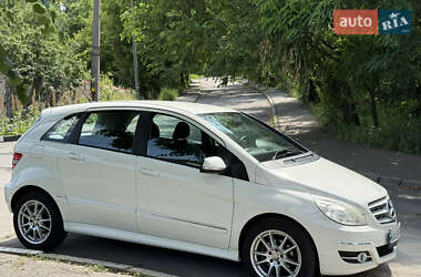 Mercedes-Benz B-Class 2011 Mercedes-Benz B-Class 2011