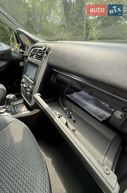 Хетчбек Mercedes-Benz B-Class 2011 в 