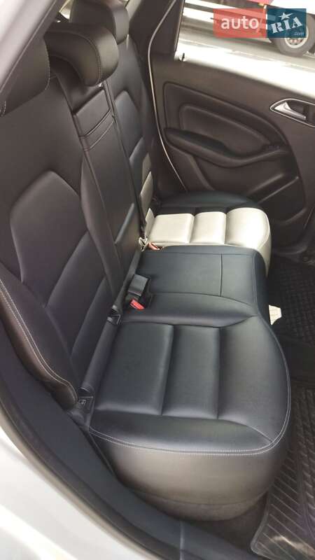 Хэтчбек Mercedes-Benz B-Class 2016 в Киеве