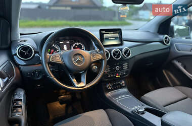 Хэтчбек Mercedes-Benz B-Class 2017 в 