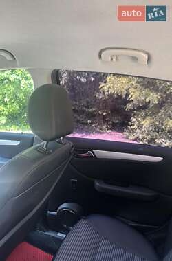 Хэтчбек Mercedes-Benz B-Class 2006 в 