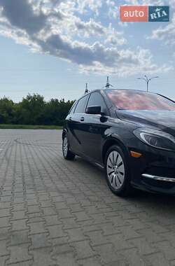 Mercedes-Benz B-Class 2017 Mercedes-Benz B-Class 2017
