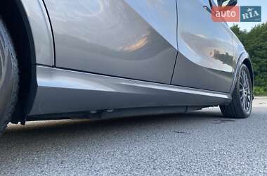 Хэтчбек Mercedes-Benz B-Class 2017 в 