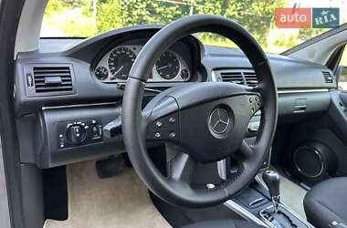Хэтчбек Mercedes-Benz B-Class 2010 в 