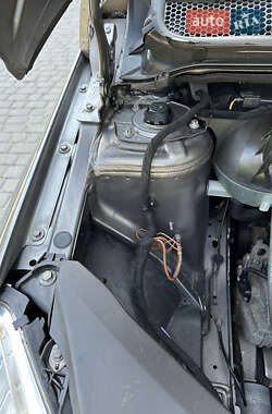 Хэтчбек Mercedes-Benz B-Class 2010 в 