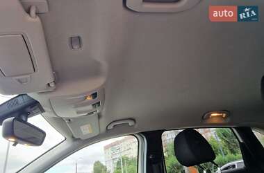 Хэтчбек Mercedes-Benz B-Class 2017 в 