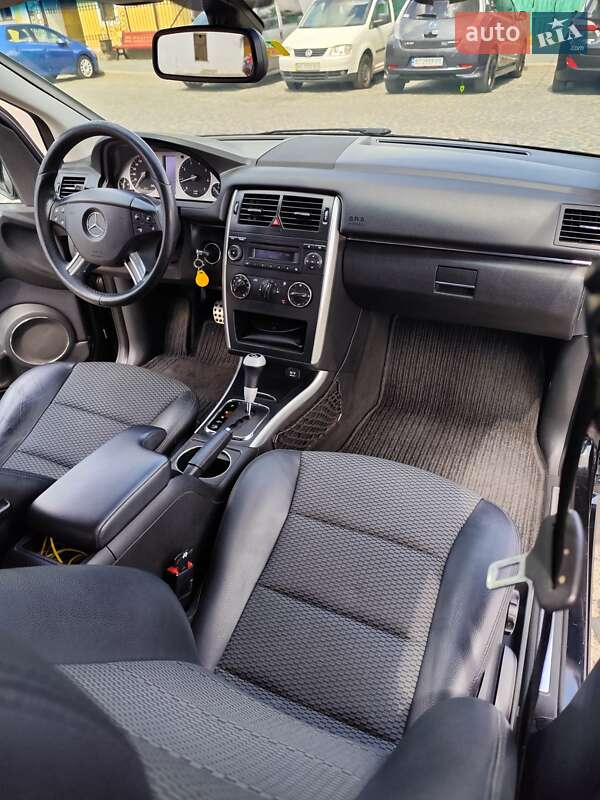Хэтчбек Mercedes-Benz B-Class 2008 в Луцке фото 16 Хэтчбек Mercedes-Benz B-Class 2008 в Луцке