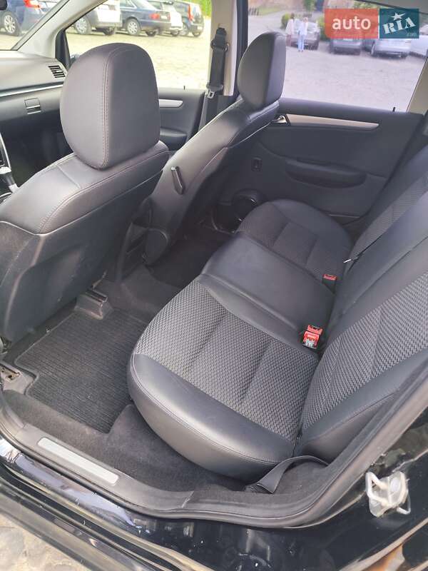 Хэтчбек Mercedes-Benz B-Class 2008 в Луцке фото 20 Хэтчбек Mercedes-Benz B-Class 2008 в Луцке