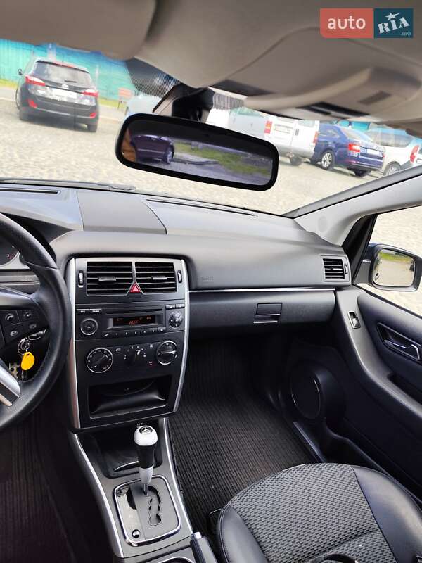 Хэтчбек Mercedes-Benz B-Class 2008 в Луцке фото 23 Хэтчбек Mercedes-Benz B-Class 2008 в Луцке