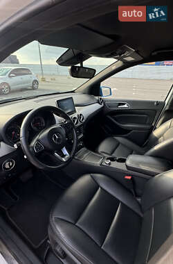 Хэтчбек Mercedes-Benz B-Class 2015 в 