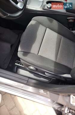 Хэтчбек Mercedes-Benz B-Class 2015 в 