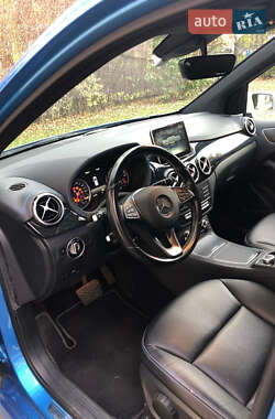 Хэтчбек Mercedes-Benz B-Class 2015 в 