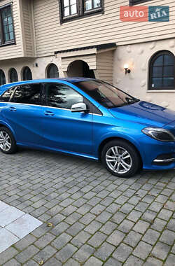 Mercedes-Benz B-Class 2015 Mercedes-Benz B-Class 2015