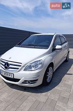 Mercedes-Benz B-Class 2010