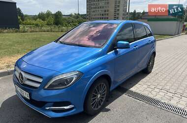 Хэтчбек Mercedes-Benz B-Class 2015 в Ивано-Франковске