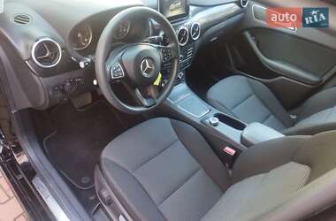 Хэтчбек Mercedes-Benz B-Class 2015 в 
