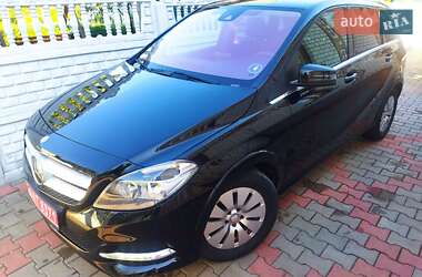 Хэтчбек Mercedes-Benz B-Class 2015 в 