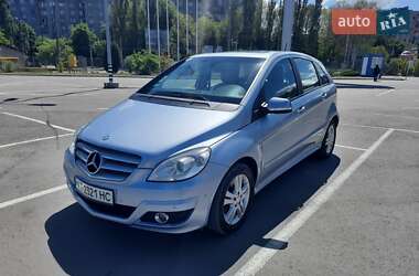 Хэтчбек Mercedes-Benz B-Class 2011 в Ивано-Франковске
