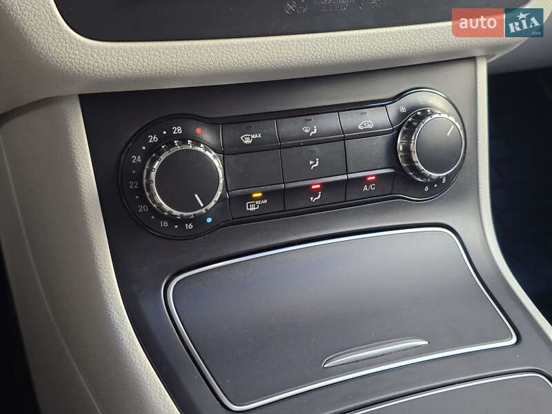 Хэтчбек Mercedes-Benz B-Class 2016 в Хмельницком