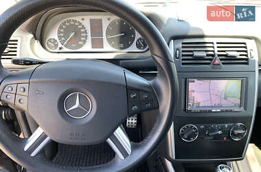 Хэтчбек Mercedes-Benz B-Class 2010 в 