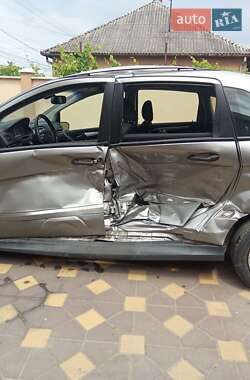 Хэтчбек Mercedes-Benz B-Class 2006 в 