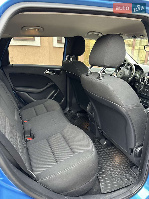 Хэтчбек Mercedes-Benz B-Class 2016 в Житомире