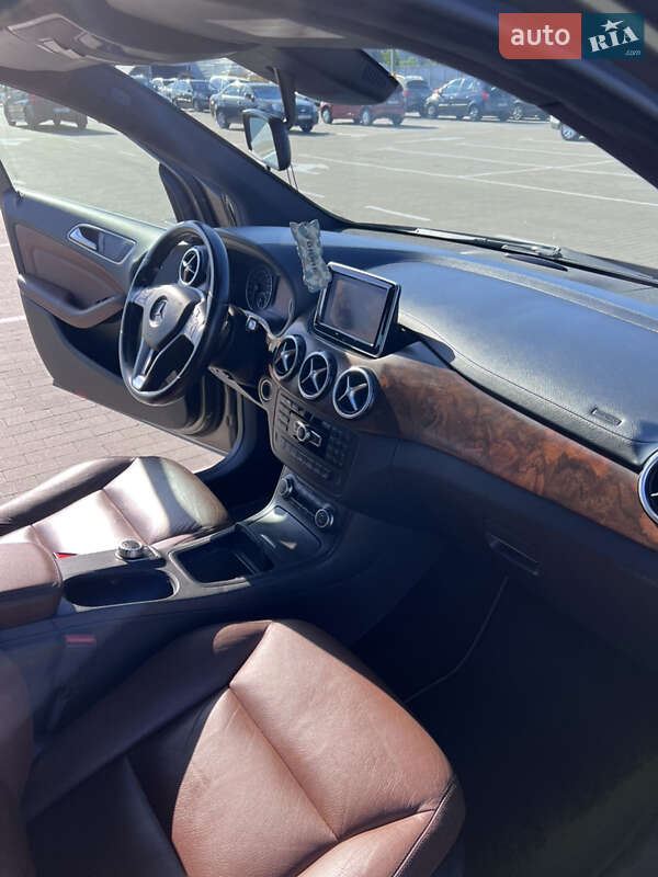Хэтчбек Mercedes-Benz B-Class 2012 в Белой Церкви