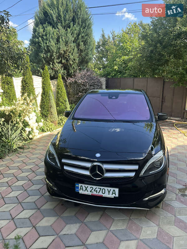 Mercedes-Benz B-Class 2017