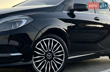 Хэтчбек Mercedes-Benz B-Class 2015 в 