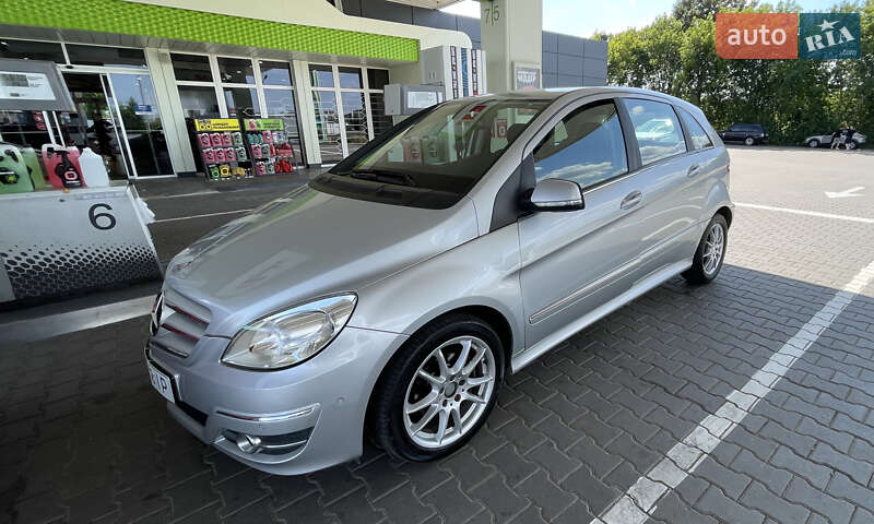 Mercedes-Benz B-Class 2010