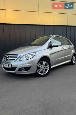 Mercedes-Benz B-Class 2011 Mercedes-Benz B-Class 2011