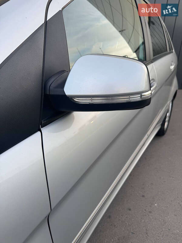 Хетчбек Mercedes-Benz B-Class 2011 в Рівному