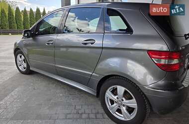 Хэтчбек Mercedes-Benz B-Class 2008 в 