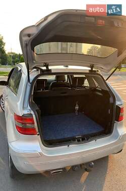 Хэтчбек Mercedes-Benz B-Class 2006 в 