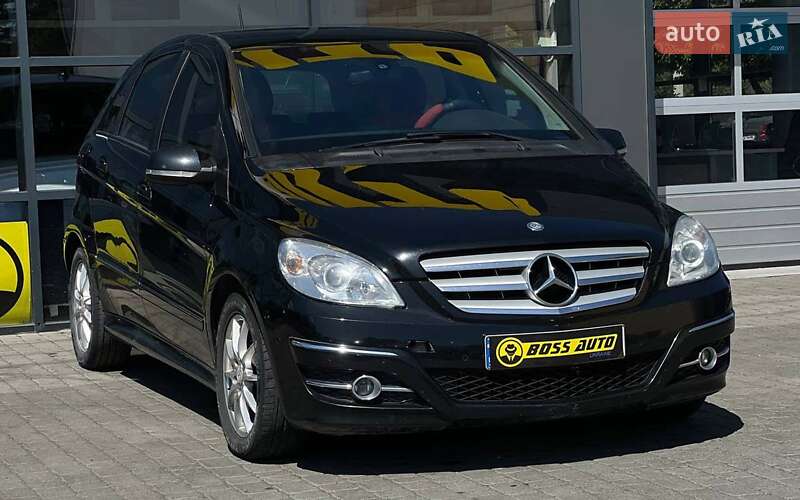 Mercedes-Benz B-Class 2011