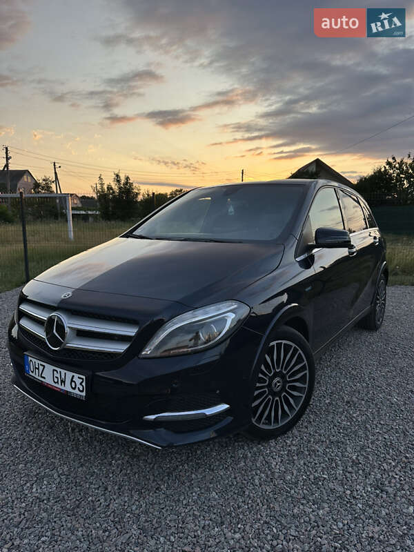 Хэтчбек Mercedes-Benz B-Class 2017 в Миргороде