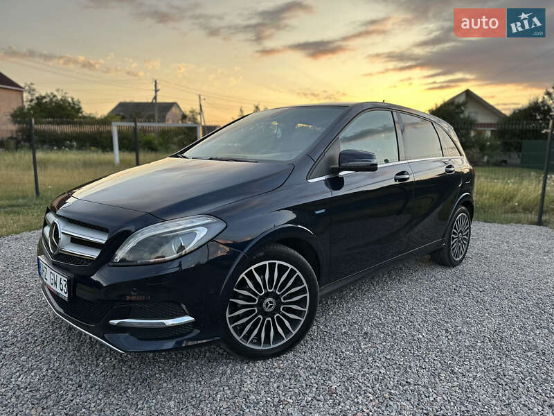 Хэтчбек Mercedes-Benz B-Class 2017 в Миргороде