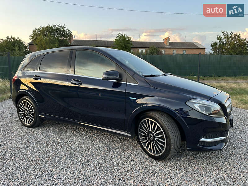 Хэтчбек Mercedes-Benz B-Class 2017 в Миргороде