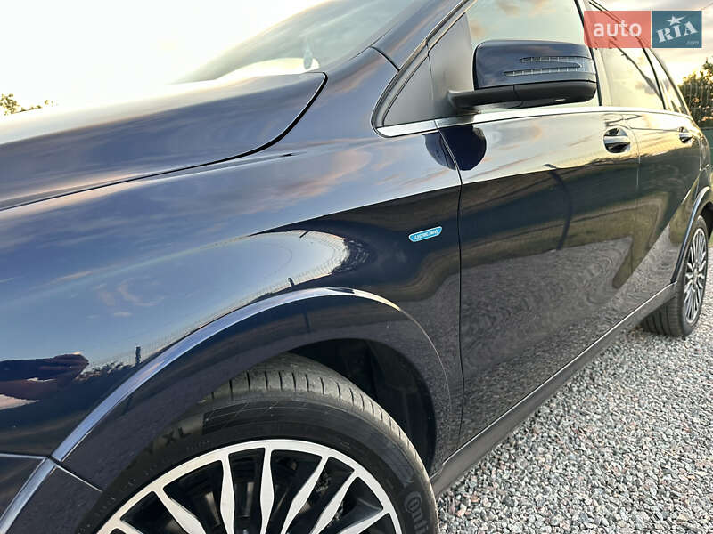 Хэтчбек Mercedes-Benz B-Class 2017 в Миргороде