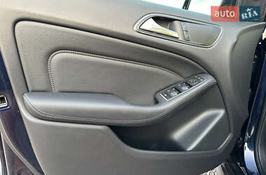 Хэтчбек Mercedes-Benz B-Class 2017 в 
