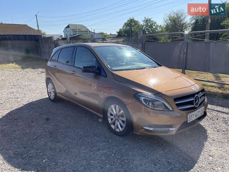 Хэтчбек Mercedes-Benz B-Class 2013 в Макарове