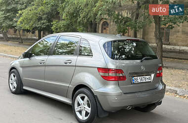 Хэтчбек Mercedes-Benz B-Class 2007 в 